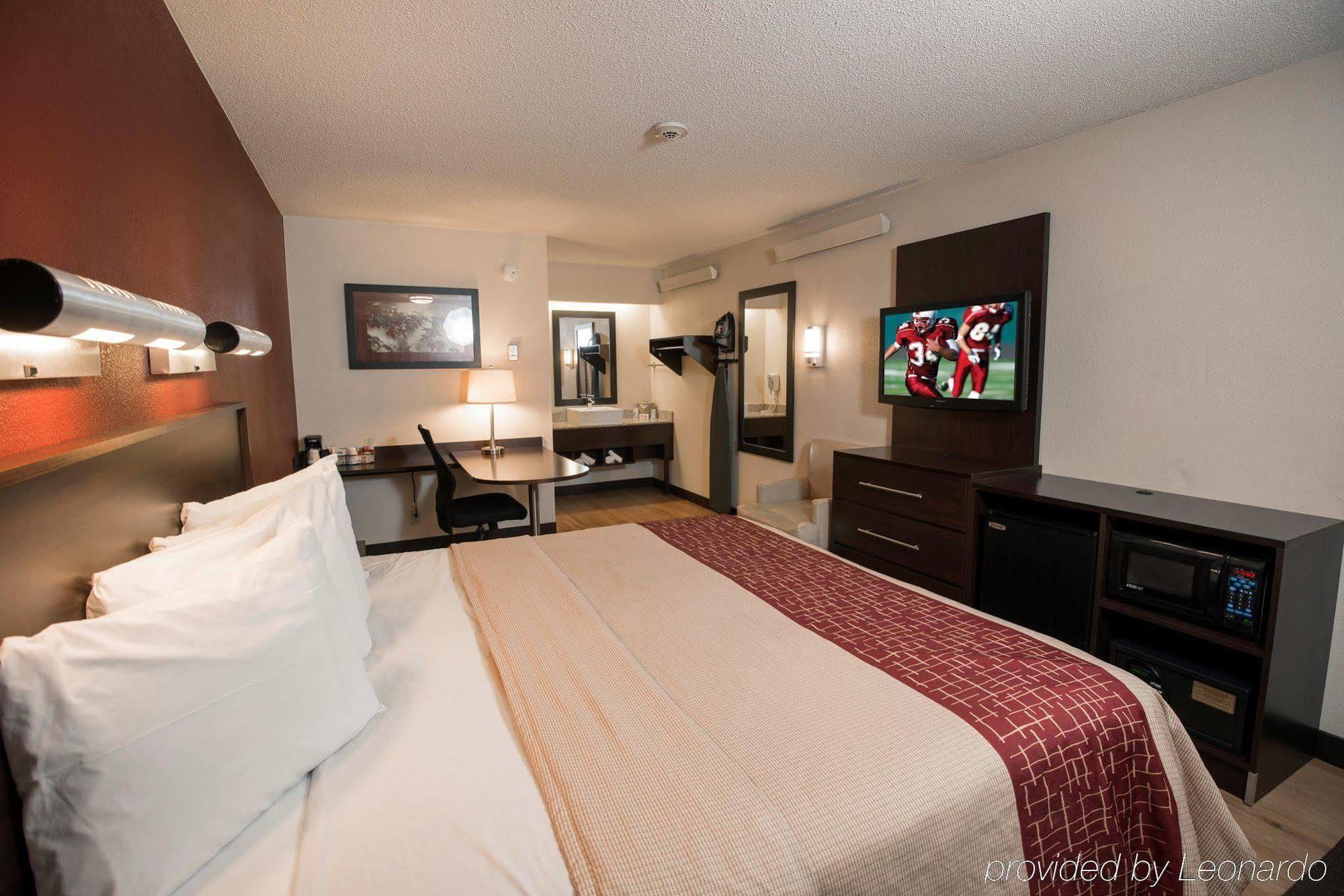 Red Roof Inn Columbus East- Reynoldsburg Brice Экстерьер фото