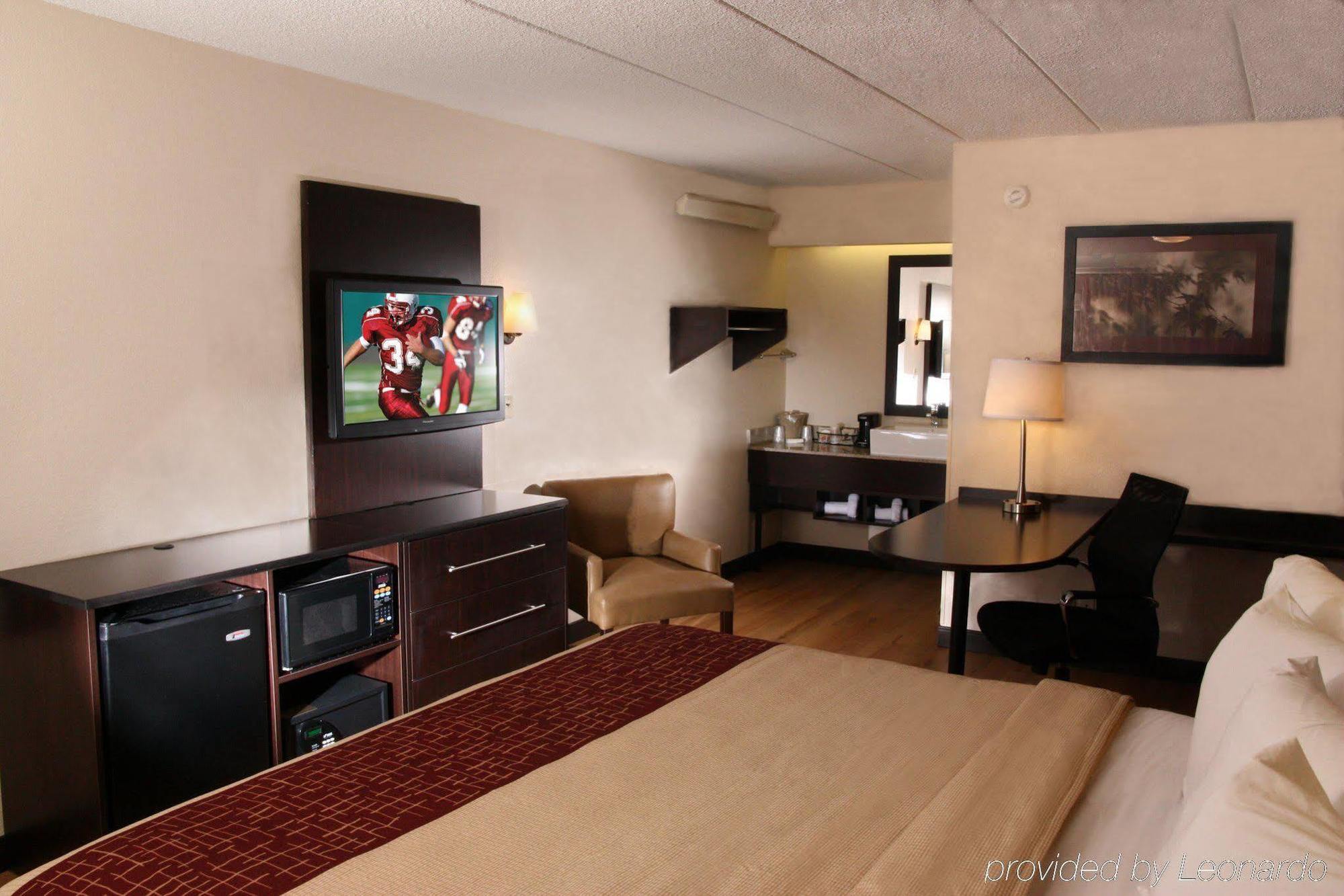 Red Roof Inn Columbus East- Reynoldsburg Brice Экстерьер фото