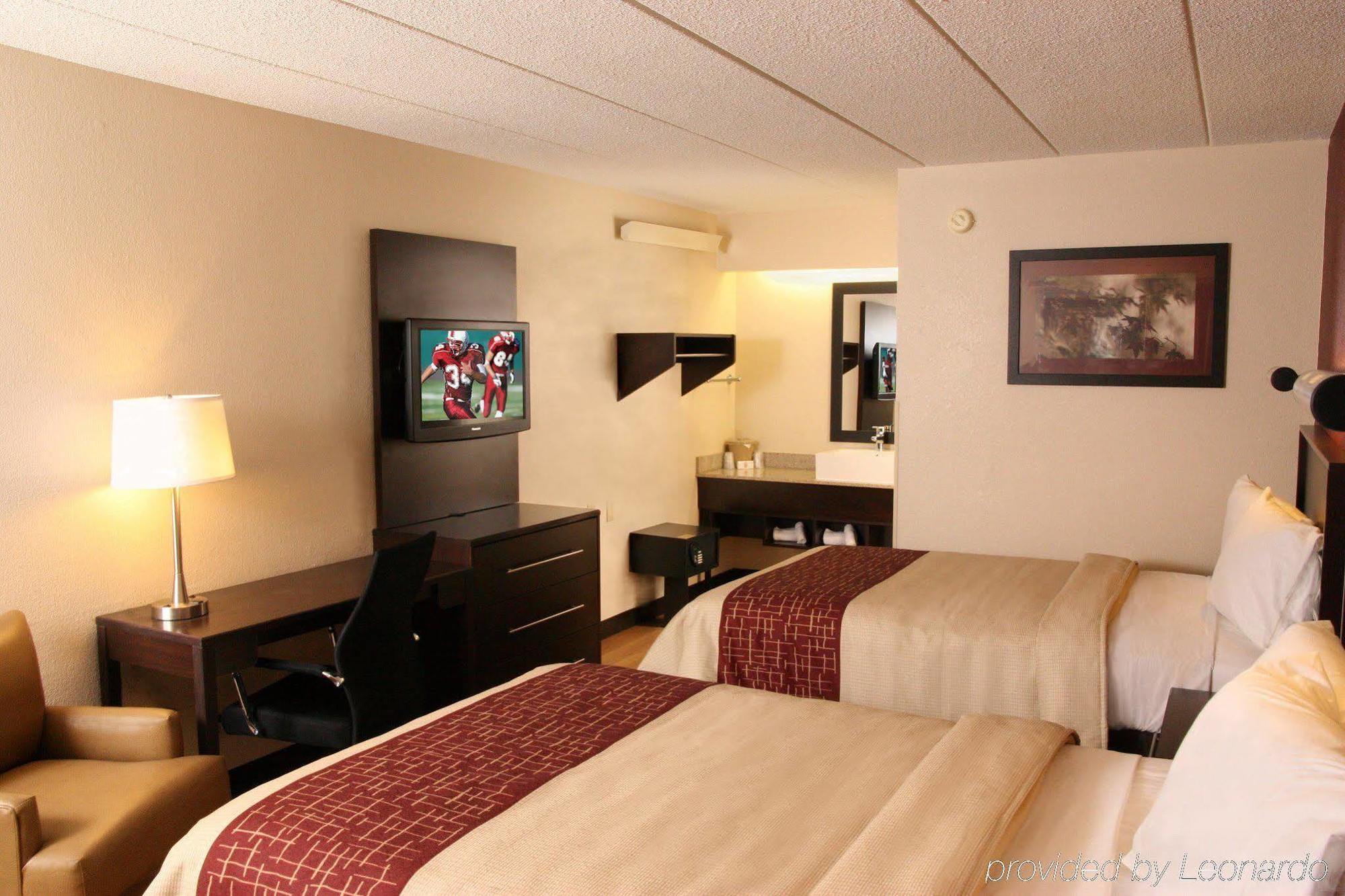 Red Roof Inn Columbus East- Reynoldsburg Brice Экстерьер фото